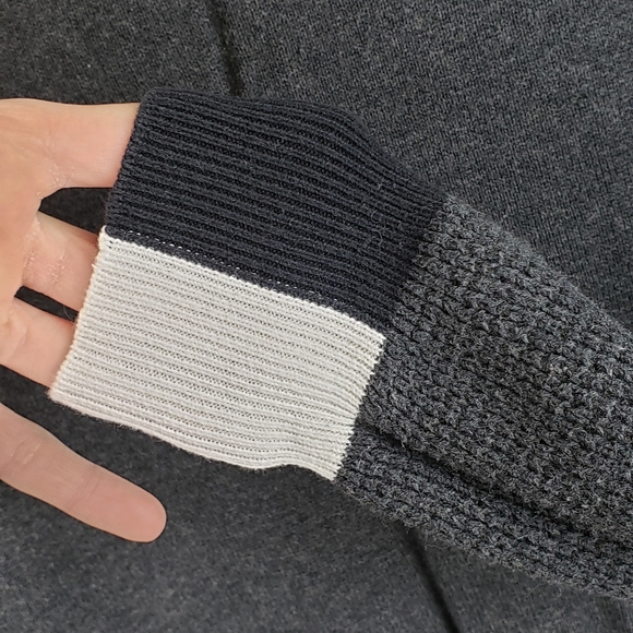 Trouve Color Block Sweater - Picture 6 of 6